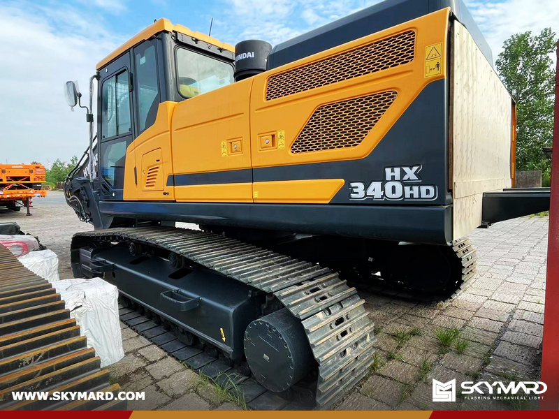Algeria - 1 Unit HYUNDAI HX340HD Excavator