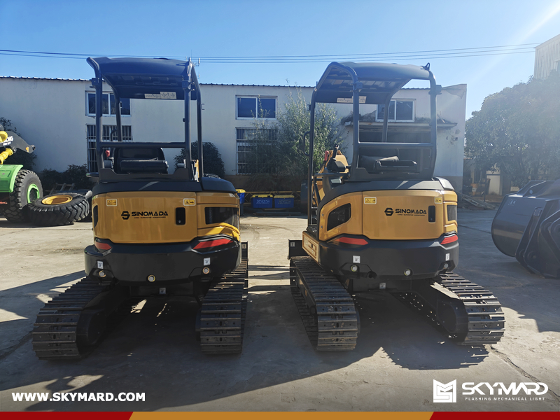 Ecuador - 2 Units XCMG XE27U Excavators